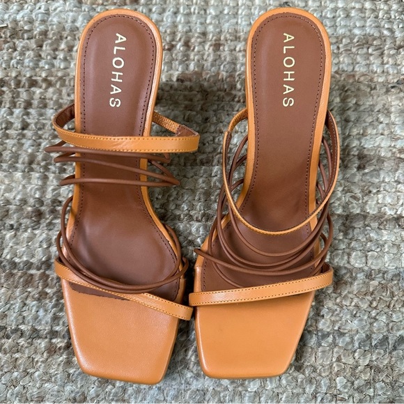 Alohas sunbeam orange strappy slip on square toe heels - Picture 3 of 9